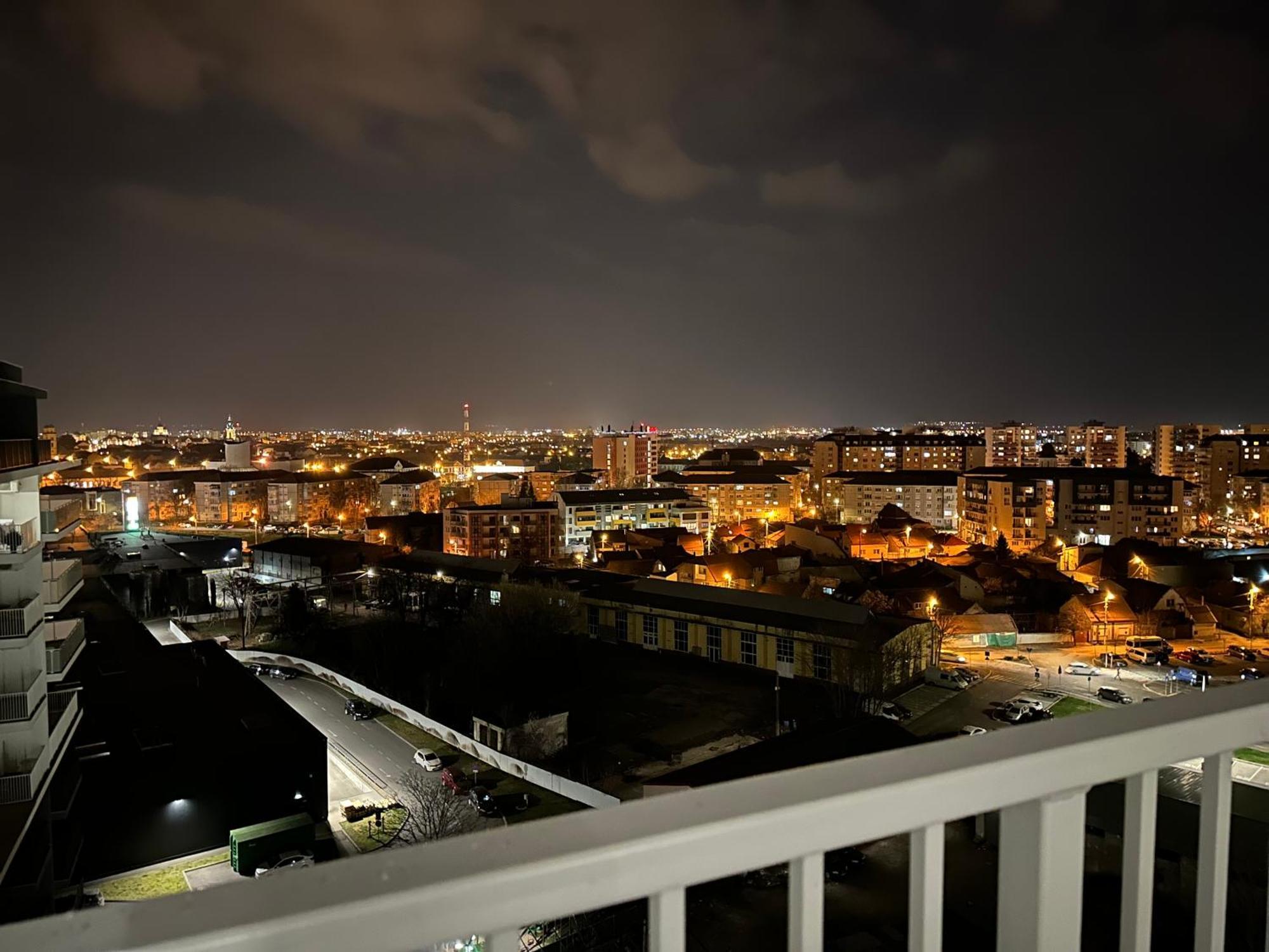 Chris Holiday Oradea Exterior foto