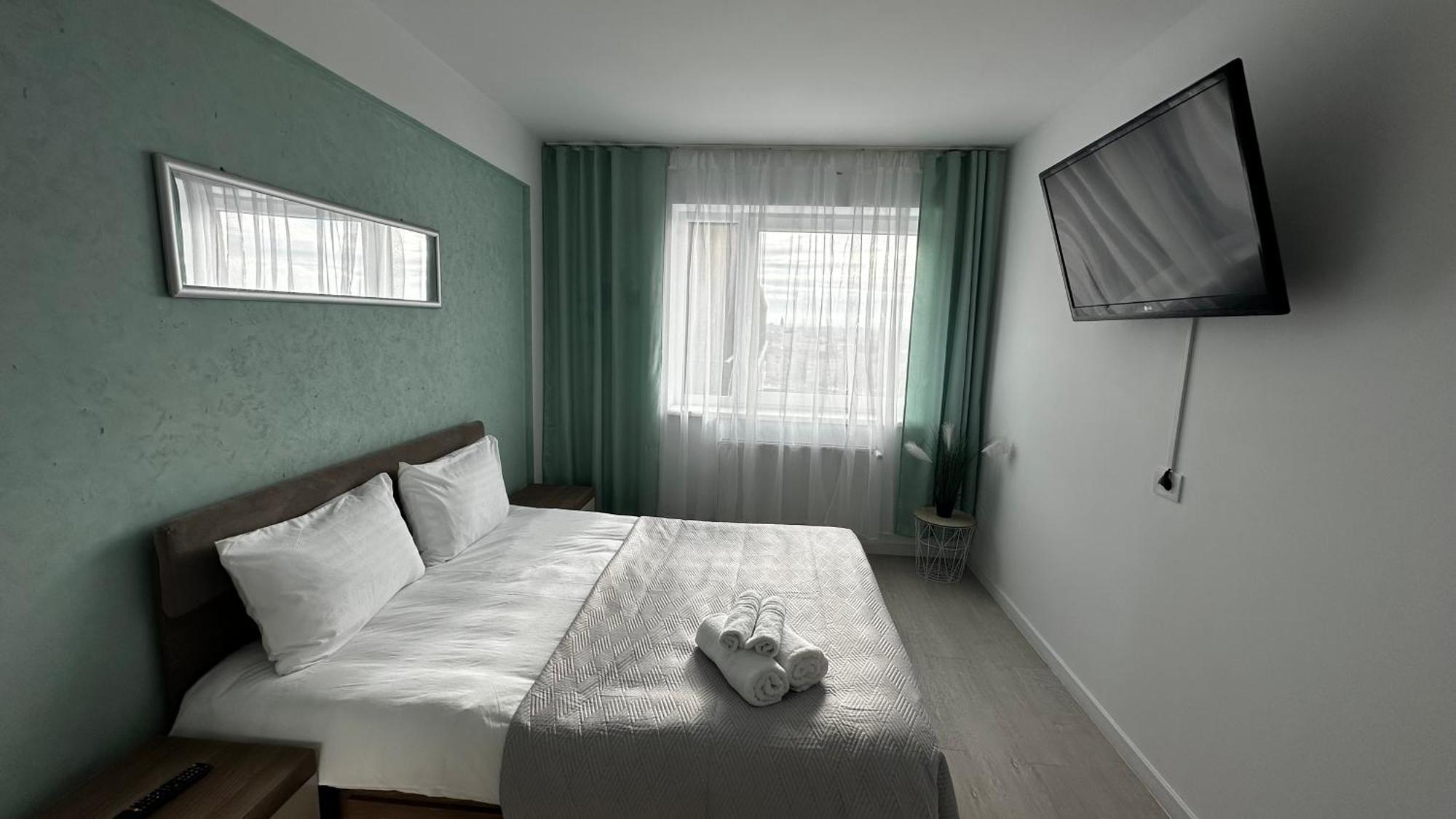 Chris Holiday Oradea Exterior foto